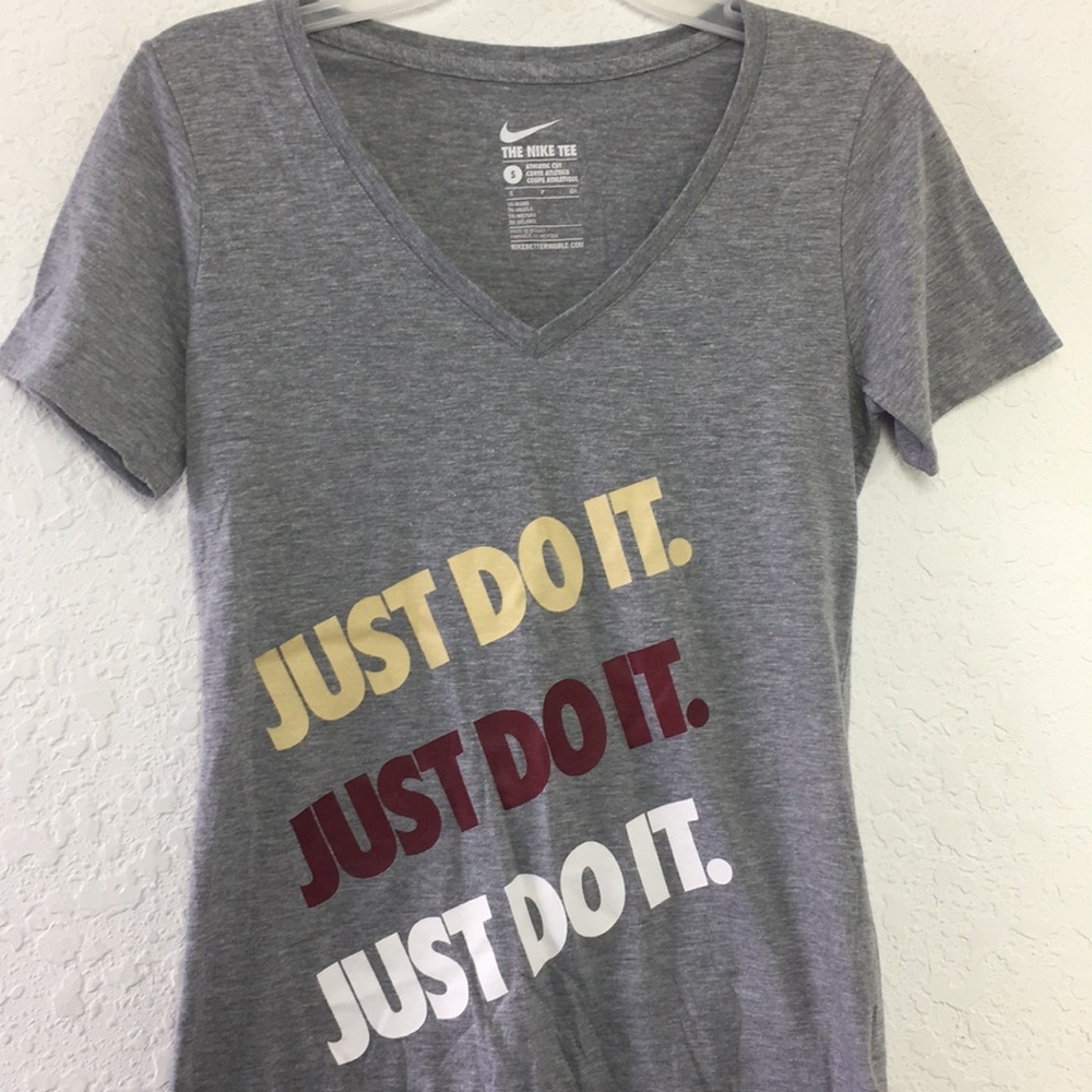 ✅Women Nike Top size S - Picture 2 of 5